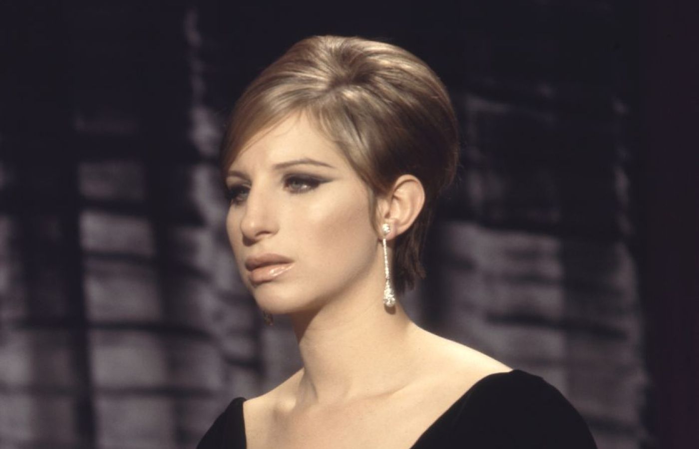 Barbara Streisand wears Art Deco pearl and diamond drop earrings in 'Funny Girl' (1969)