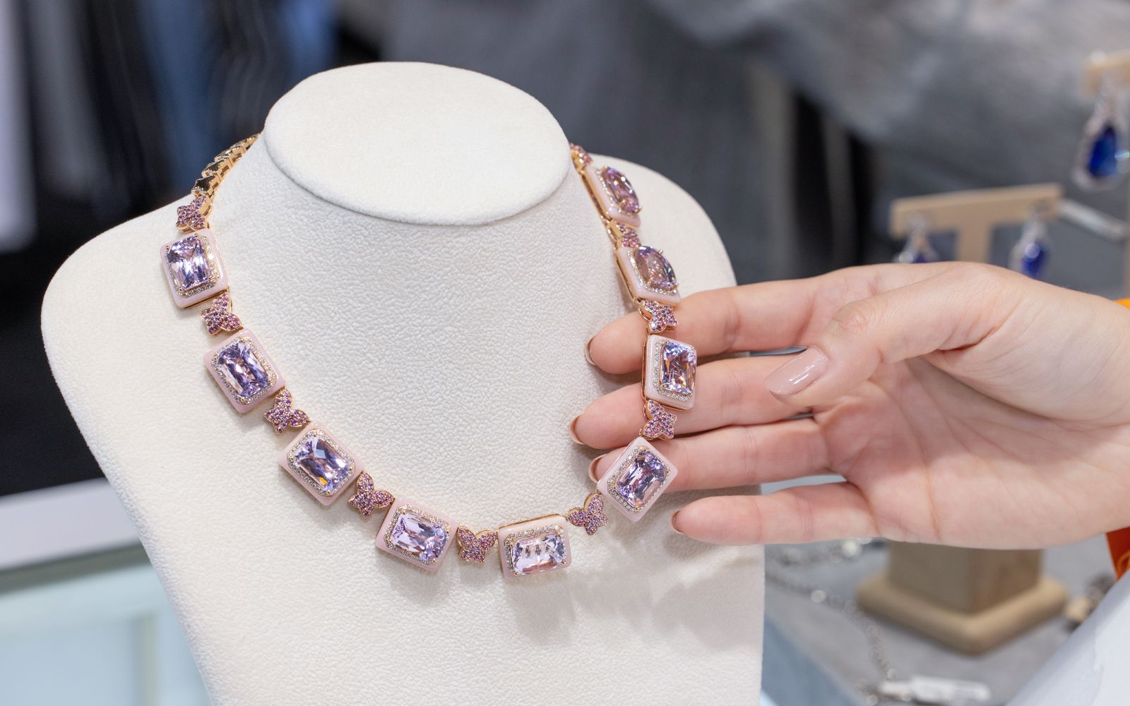 Sunita Nahata Cherry Blossom Kunzite necklace with nine octagon-shaped kunzites for a total of 84.34 carats, 13.96 carats of pink opal, amethyst, pink tourmaline and diamonds in 18k rose gold 