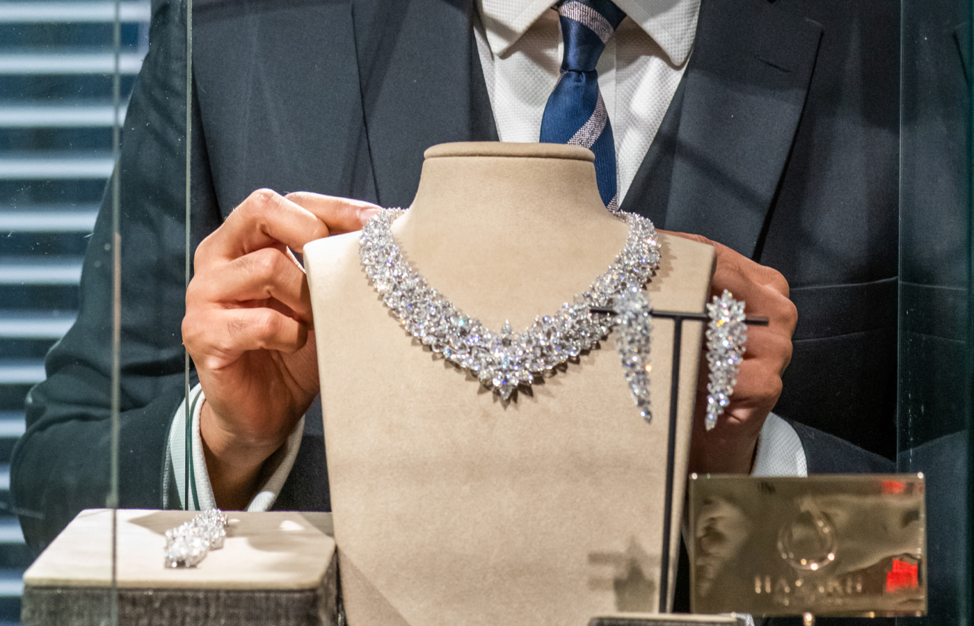 Harakh Mehta with the Bloomingdales 150th Anniversary High Jewellery diamond suite