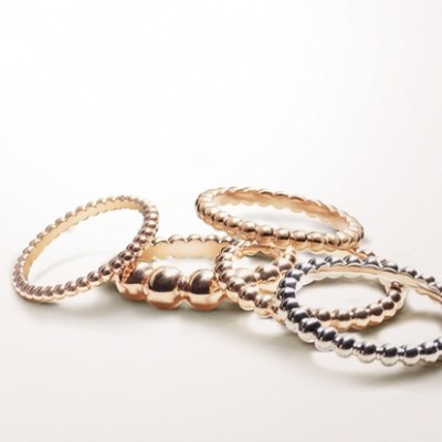 Van Cleef&Arpels Perlee bands in rose, yellow and white gold
