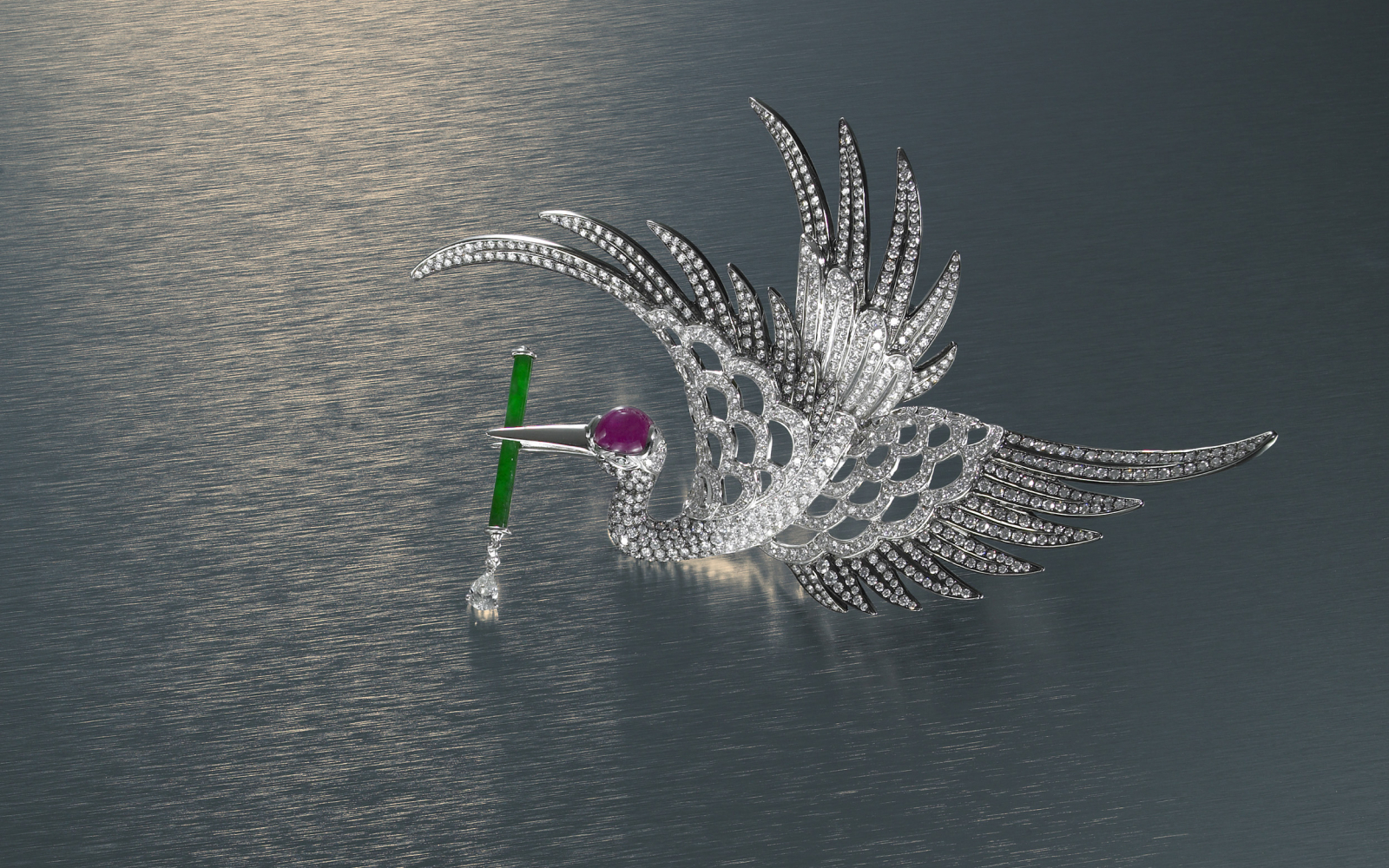 Anna Hu will also present this Gnossienne brooch in white gold, jade, ruby, pear-shaped diamonds, and brilliant-cut white diamonds at TEFAF Maastricht from March 9-14, 2024