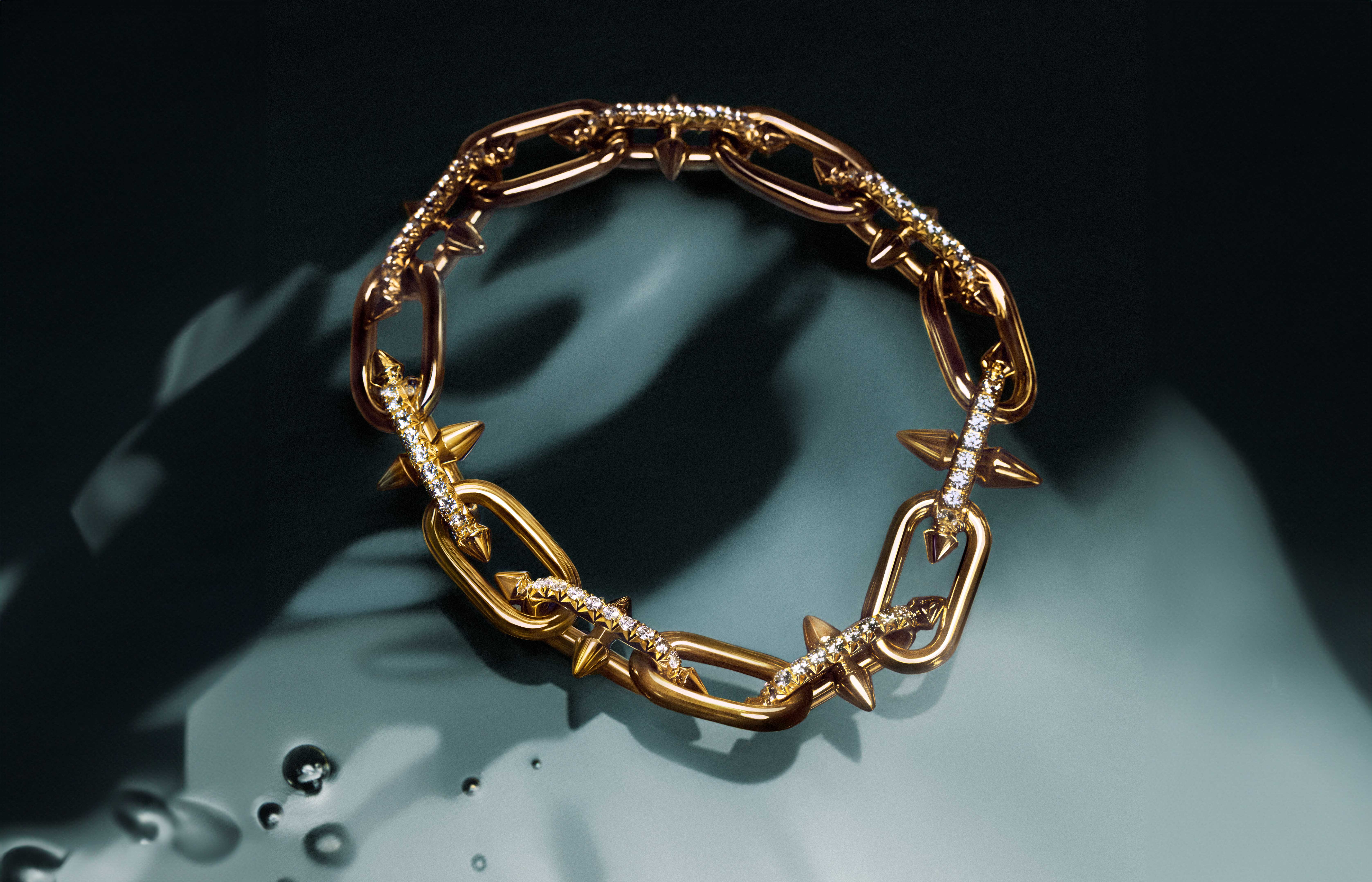 Tiffany & Co. Tiffany Titan by Pharrell Williams Link bracelet in gold and diamond