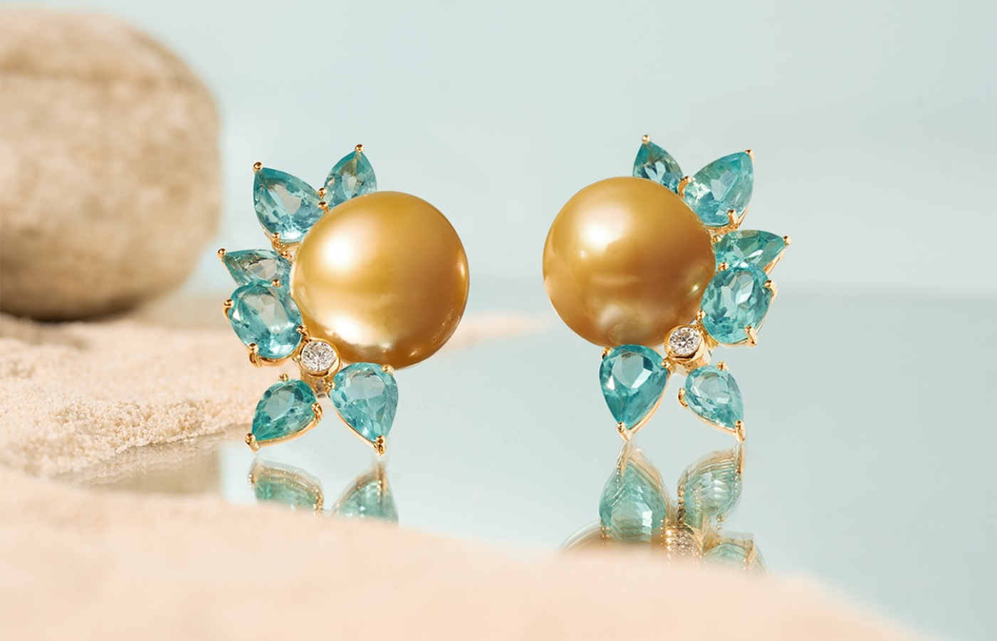 Jewelmer earrings with cultured South Sea pearls, diamonds and coloured stones in 18k yellow gold from the Champagne collection