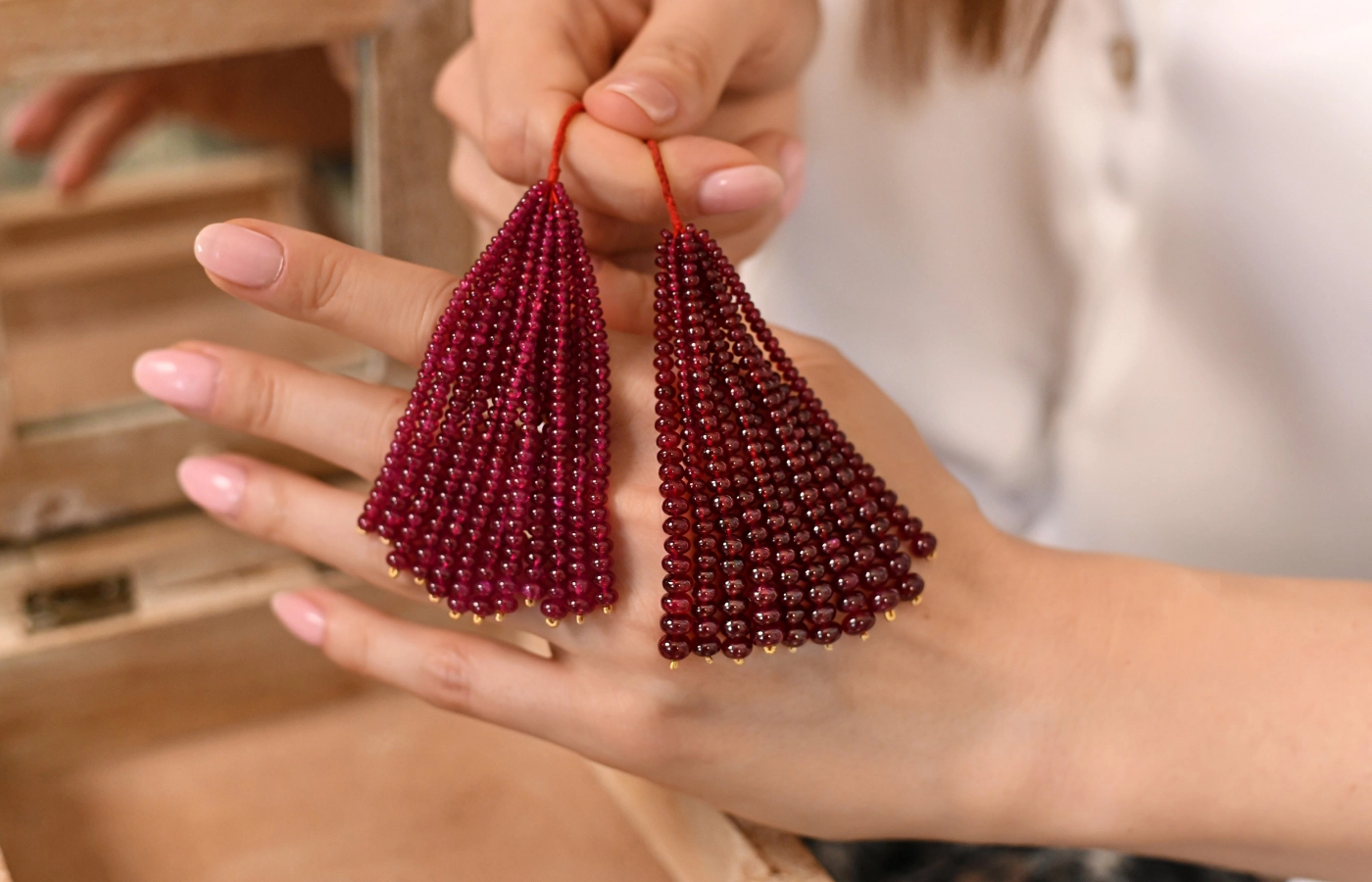 Look at the difference of colour hue between Odisha rubies on the left (more pinkish red) and right (deep red)