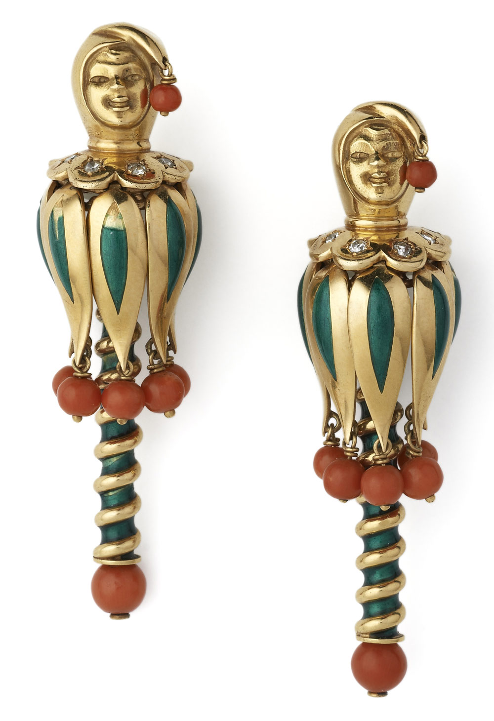 Enamel-coral-and-diamond-cl