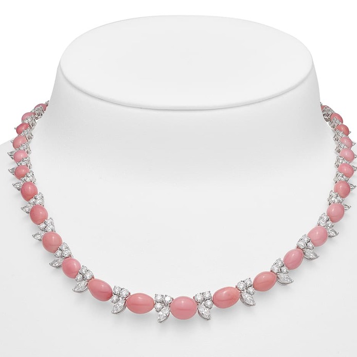 Riviere necklace with conch pearls and diamonds