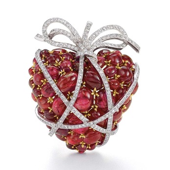'Wrapped Heart' brooch with cabochon rubies and diamonds in yellow gold and platinum