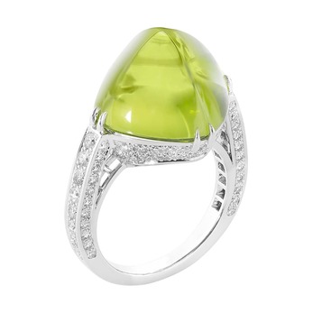 'Joy' ring with peridot and diamonds in white gold