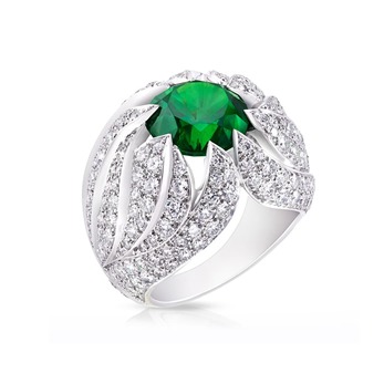 White Fire ring with 5.68ct demantoid garnet and diamonds in white gold