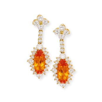Earrings with mandarin garnet and diamonds in yellow gold