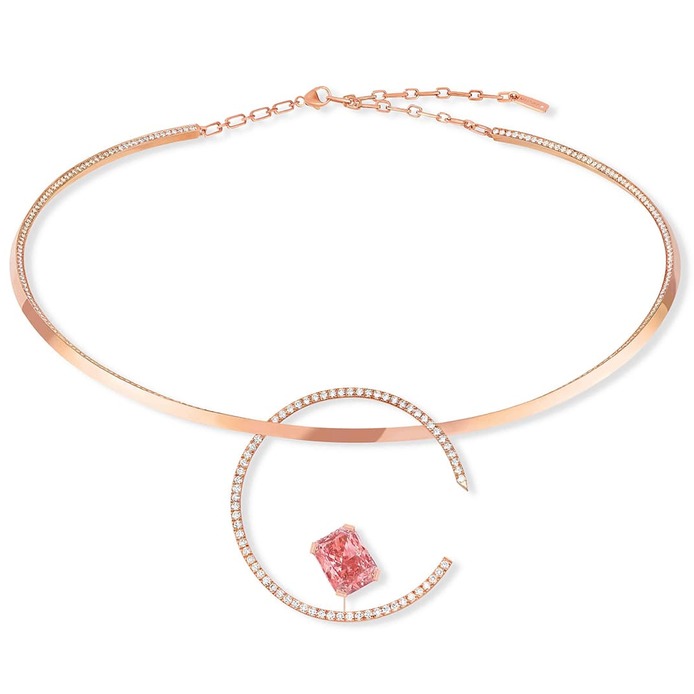 Pink Temptation necklace with 5.36ct radiant cut fancy pink diamond and colourless diamonds in rose gold
