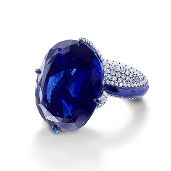 Ring with sapphire and diamonds in titanium