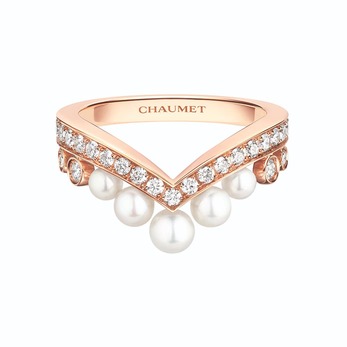 Aigrette Akoya pearl and diamond ring in 18-carat rose gold
