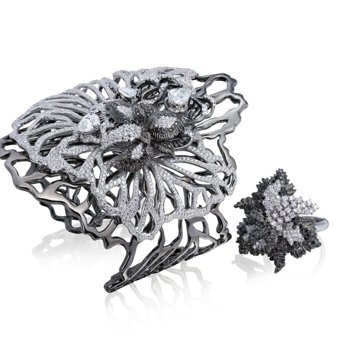 Black and white diamond Princess of Monaco cuff and ring in 18 carat blackened and white gold 