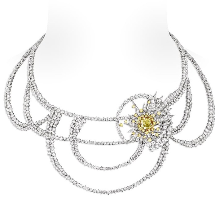 Les Ciels de Chaumet Soleil Glorieux necklace with fancy yellow and colourless diamonds in 18k white gold 