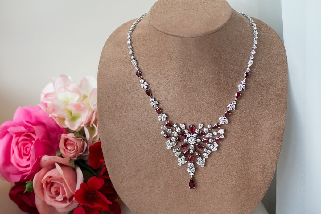 Ruby and diamond necklace 