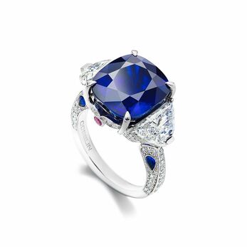 Drops of Water ring with a 12.07ct sapphire from Sri Lanka and two half-moon-shaped diamonds