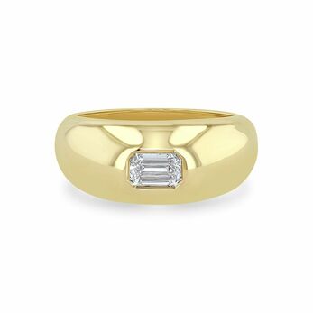 Medium Aura ring with an emerald-cut diamond in 14k yellow gold 