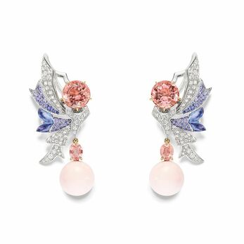 Chasse aux Trésors High Jewellery earrings from the Ondes et Merveilles High Jewellery collection in white and pink gold, pink tourmaline, angel skin coral pearl, tanzanite, diamond, Padparadscha and purple sapphire