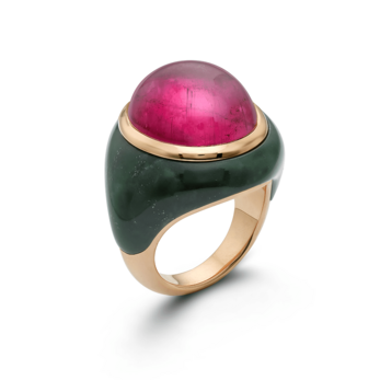 Dome ring in gold, smooth emerald green Italian Carrara marble and a cabochon rubellite tourmaline