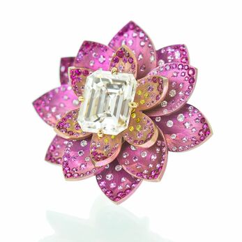 High Jewellery FLoral ring in gold, coloured gemstones and diamond 