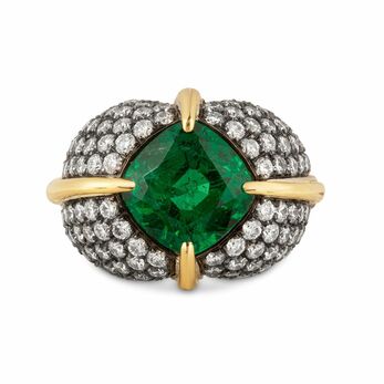 Bombe style ring in gold, blackened white gold, emerald and diamond 