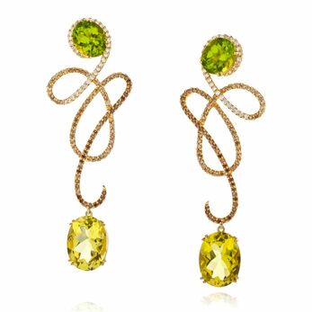 Earrings in gold, peridot and coloured gemstones