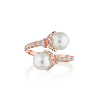 Ring in rose gold, pearl and diamond