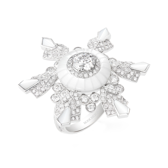 Boucheron 'Flocon' Lumiere de Nuit ring in white gold, mother of pearl and diamonds from L'Hiver Imperiale collection