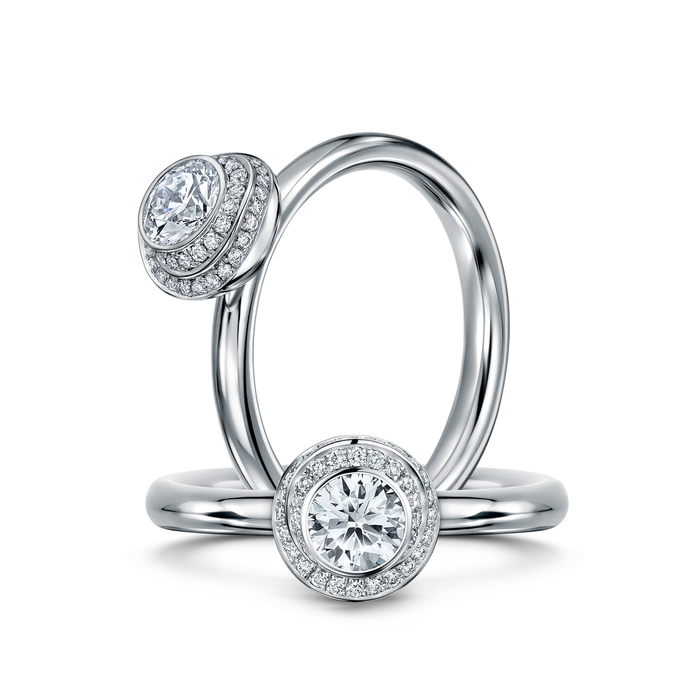 Andrew Geoghegan 'Claire de Lune' ring in Platinum with 0.46ct feature diamond