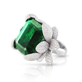 ‘Giardini Segreti’ collection ring with step cut 20ct emerald and diamonds in 18k white gold