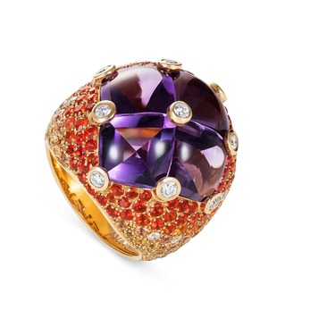 Ring with buff top amethyst, orange sapphires and diamonds in 18k yellow gold